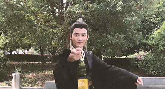 熊梓淇极乐净土舞蹈 熊梓淇成首位挑战极乐净土男艺人 播量破10万