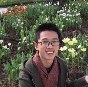 福建高考理科状元网络爆红 只因爱穿女装