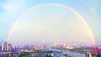 雨后初霁 彩虹惊艳