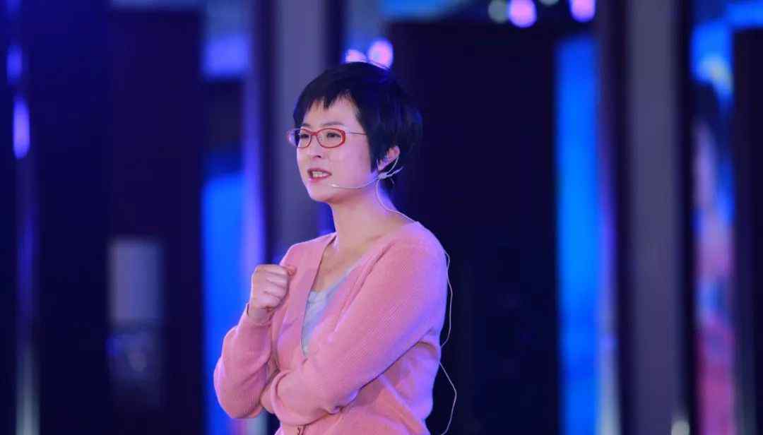 张泉灵演讲 张泉灵这个演讲，值得所有医生深思！（附视频）