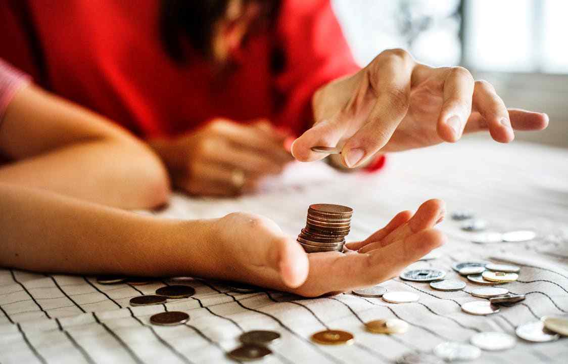 买基金与股票区别 买基金好还是买股票好?股票和基金有哪些区别文章配图