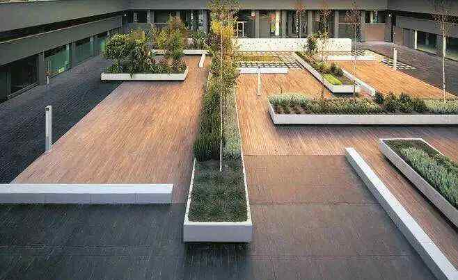 5m适用于方形树池,一般来说,树库:树高,dbh,根茎大小,根水平等因素