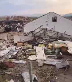 黑龙江尚志市遭受龙卷风袭击 已致1亡16伤文章配图