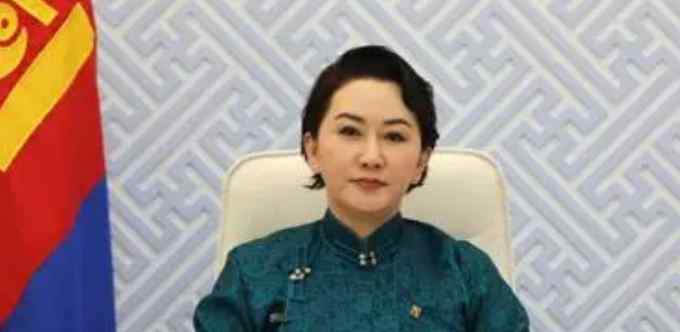 蒙古国外长：地处中俄之间 我们很安全！