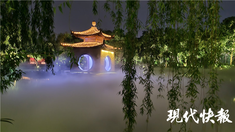 光影绘唐诗，瘦西湖重现“二分明月夜”