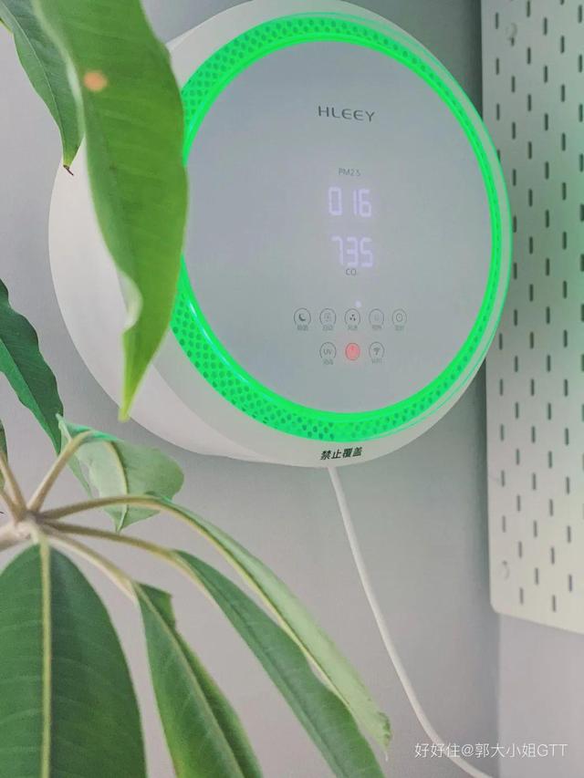 小户型有救了!只要3招,「黑窄小」变身清新敞亮储物足