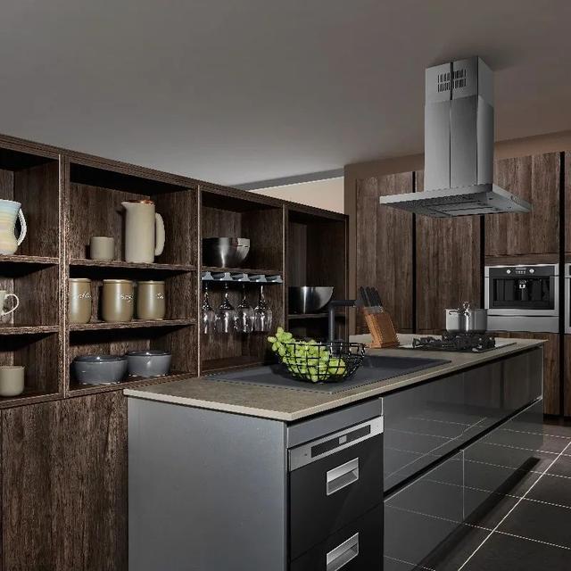 她家的厨房让我大开眼界,没想到橱柜也可以这么高端,好有品味