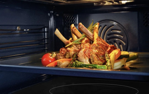 告别厨房空间危机,老板烤煎炸一体机创新引领厨电风潮