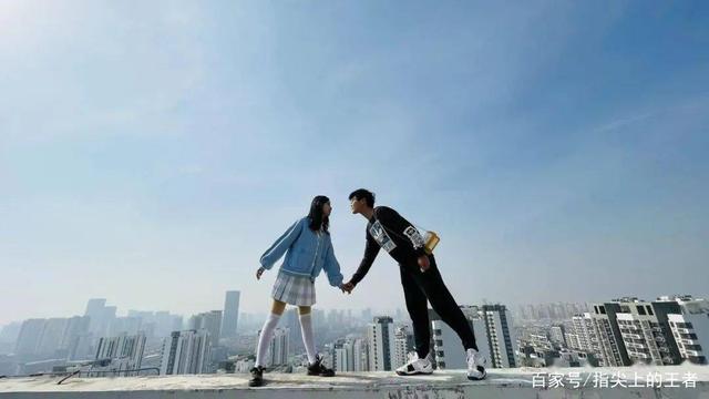 指尖上的王者_养娃还是养大爷?玩家晒和萌娃聊天记录 字字金句笑抽网友