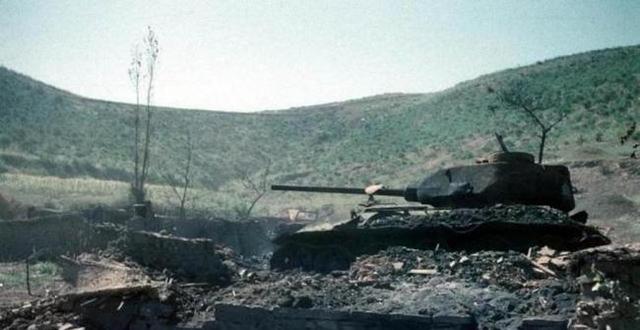 墨语笙歌v_抗美援朝胜利后,志愿军墓地为何荒凉无比?守墓人泪目说出实情