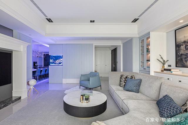 迷雾灰蓝的轻慢日常,新古典风格设计,打造温馨奢雅大宅