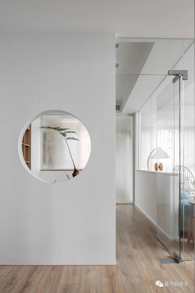 90后夫妻花45W装136㎡!玻璃代替墙、每1㎡都暗藏变态细节:绝了!