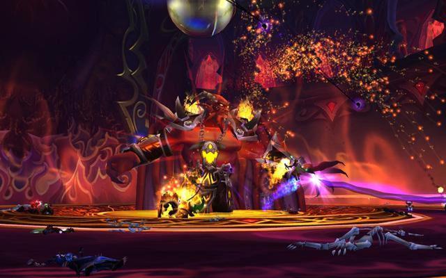 输女的游戏世界_魔兽世界:70级版本最强双子星 阿克蒙德与基尔加丹谁更强?