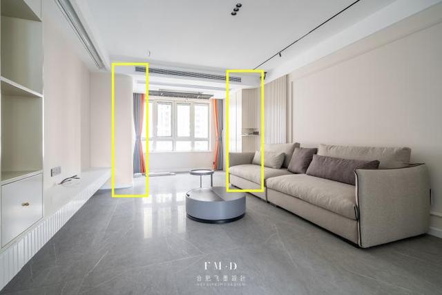 阳台门垛别强拆,一头包圆柱形,一头弧形造型墙,客厅反而更靓了