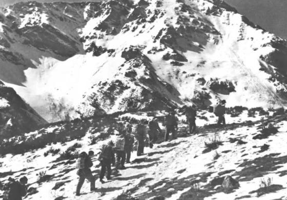 正观历史 中国最早的民族:从对抗到融合,让国民党害怕,国家遭难从不后退