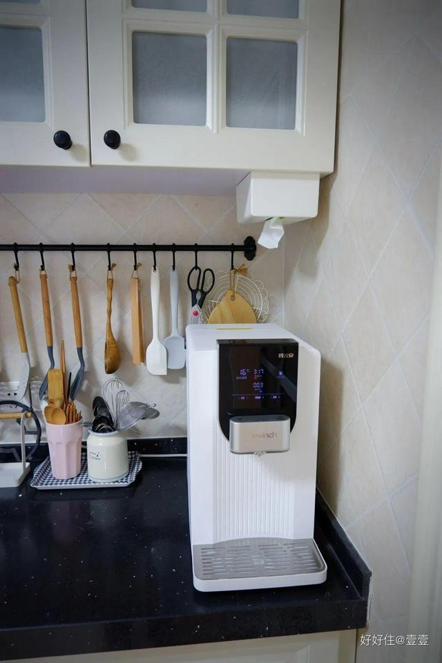 入住7年,厨房井然有序:小户型学收纳,学她就够了!