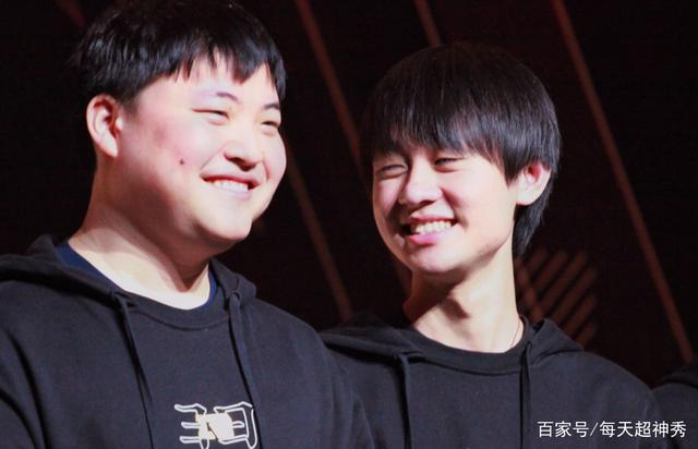 每天超神秀_拒绝两连败 EDG轻松横扫OMG Uzi为厂长发声