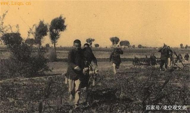 凌空观文史 清风店战役解放军活捉军长,送军乐队为见面礼,积极改造很快特赦