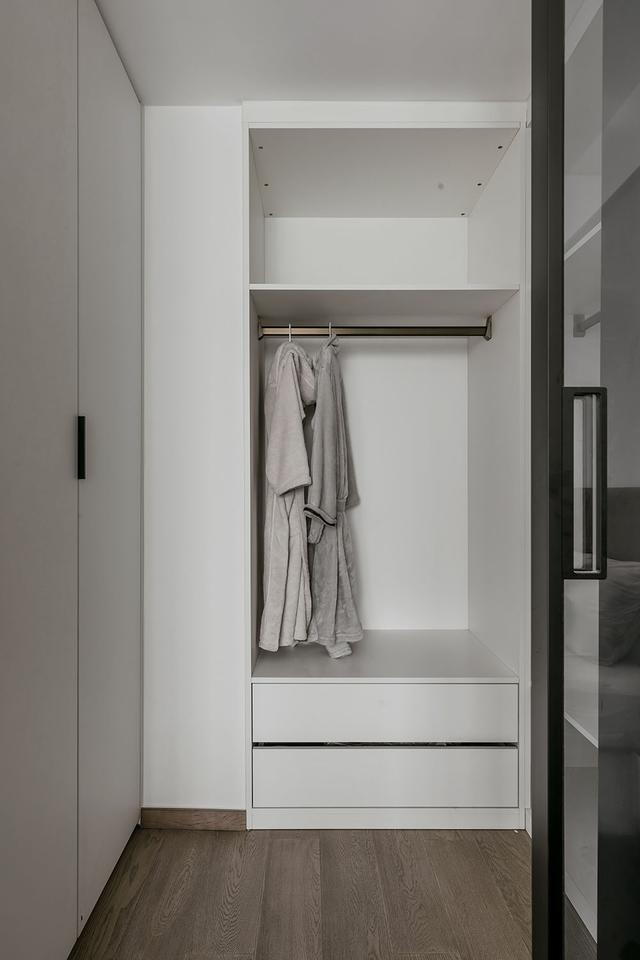 这套装修,竟让我头一次对白色配木色有了好感,质朴温暖令人放松