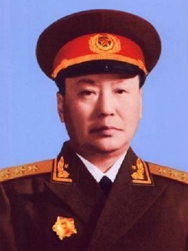 月华聊历史 他没参加红军，也没当过八路，1955年被评为上将，为什么？