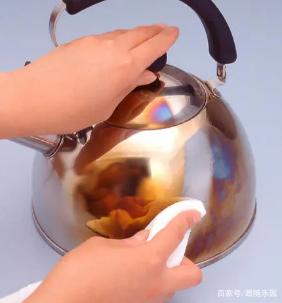 等我有房了,厨房坚决不贴瓷砖!瞧人家怎么弄,那叫一个干净!牛