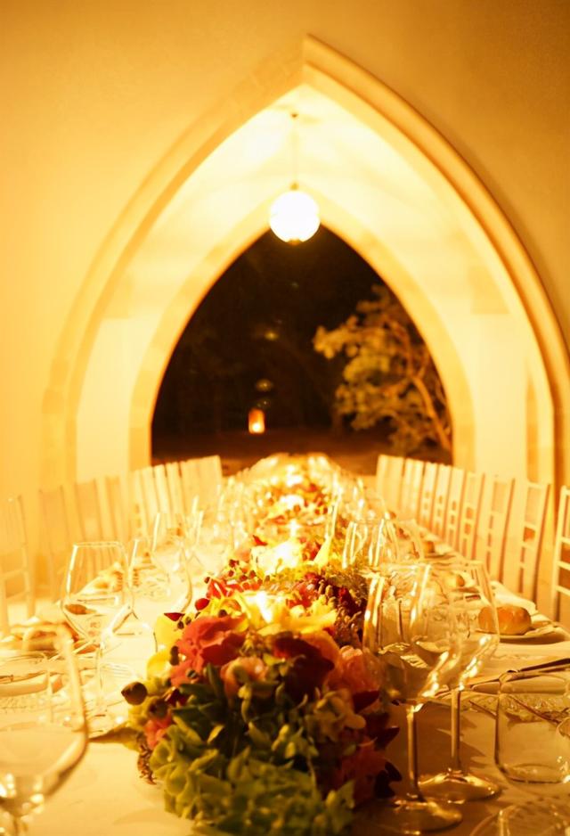 参观金星现实住的豪宅,室内装修能媲美宫殿,生活安逸像顶级名媛