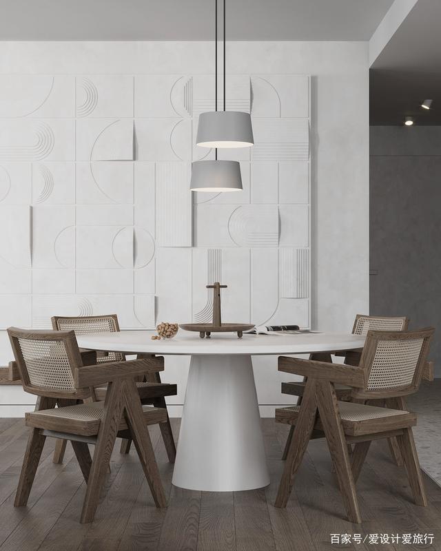 别致的开放式生活空间,灰色、白色和木质装饰